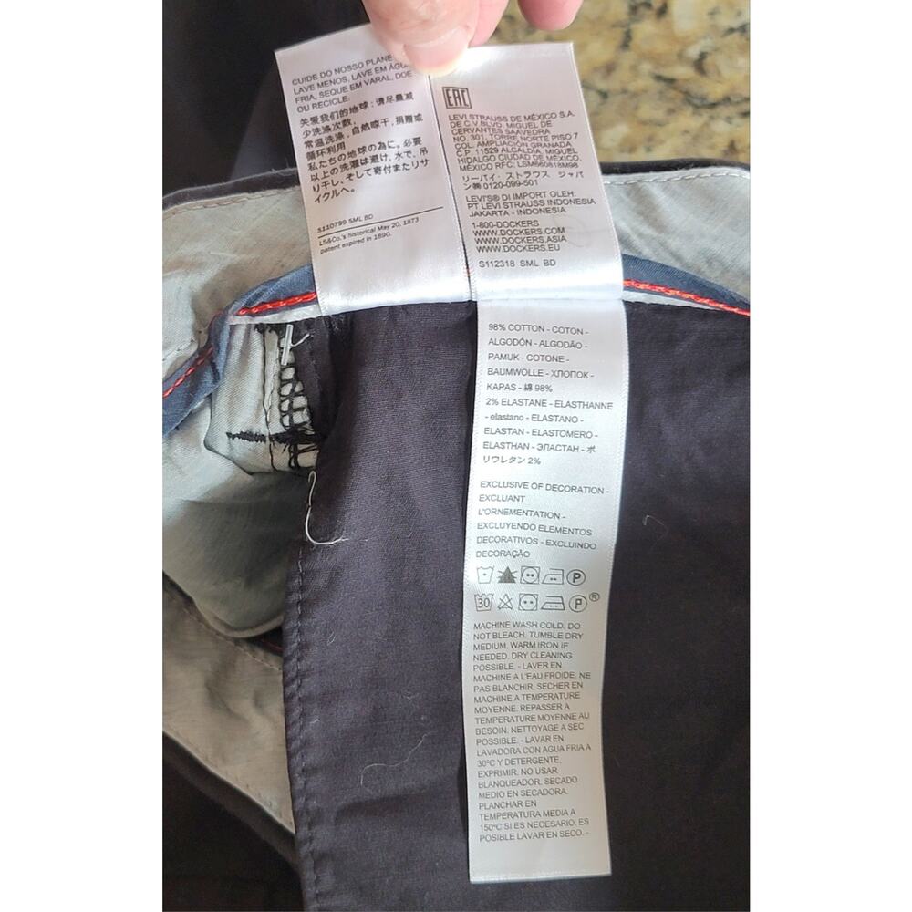 NWT Mens Dockers Ultimate Short Supreme Flex Black Shorts Smart Series Size: 36 - Picture 8 of 13